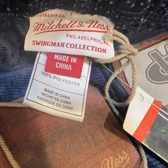 GEORGETOWN HOYAS BASKETBALL MITCHELL NESS COLLEGE VAULT GAME UNIFORM SHORTS MED - Picture 5 of 6